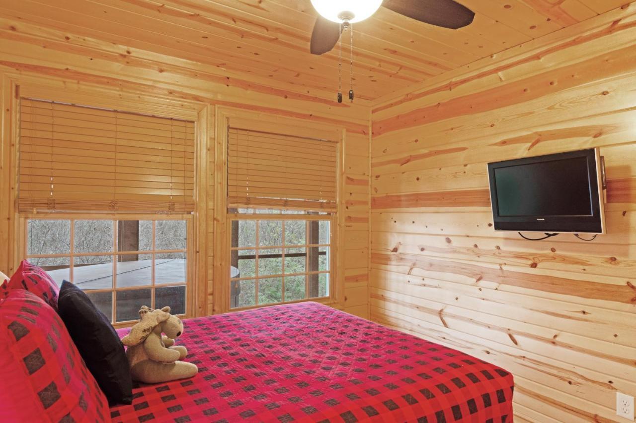 Kingfisher Cove Cabin 2 ソーガタック エクステリア 写真